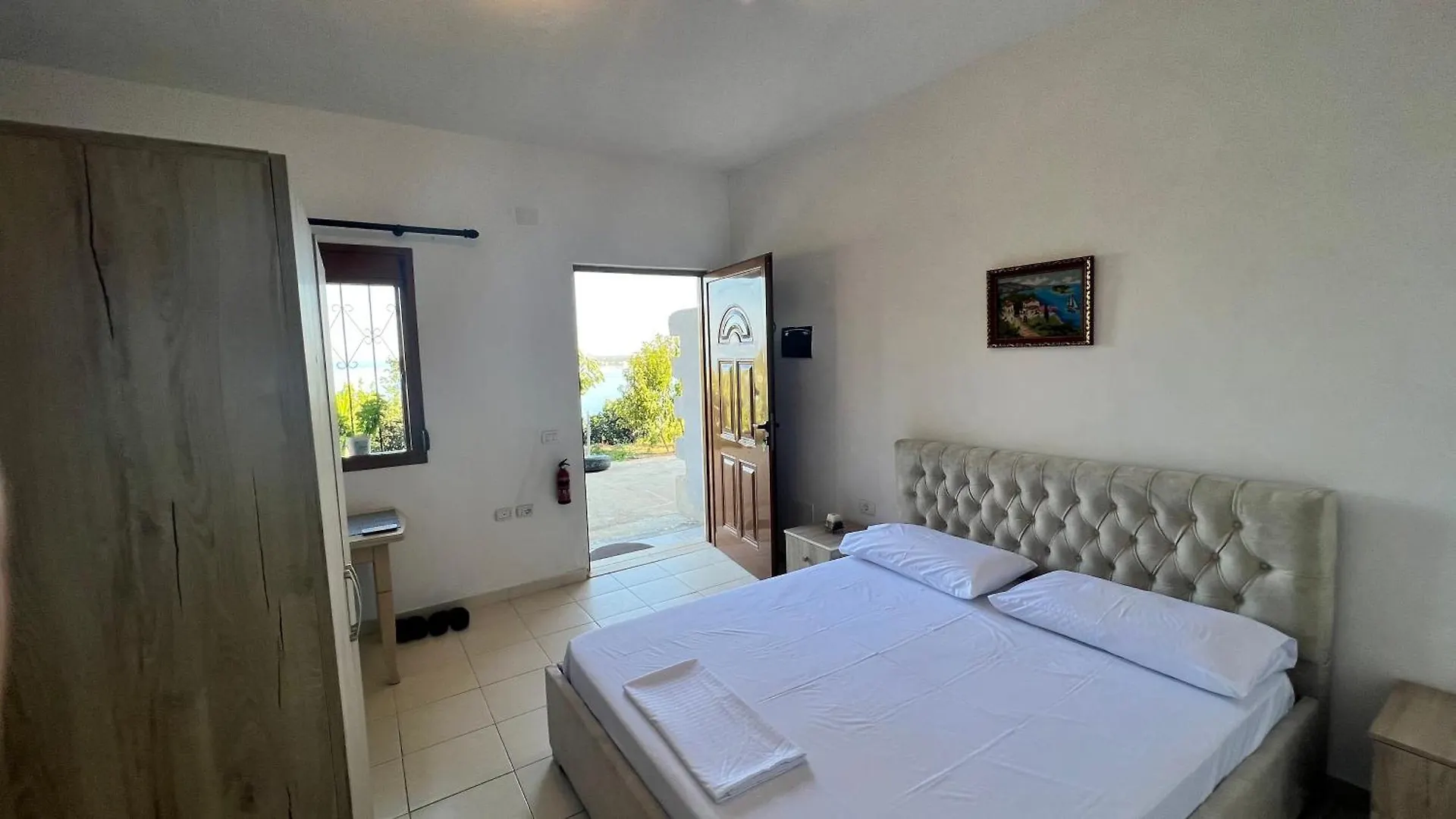 Markev Apartments Влёра