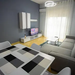 Appartamento In Kejvi, Vlorë